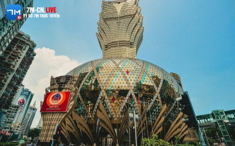 Song bai Grand Lisboa 2 Vẻ ngoài hút mắt của Grand Lisboa khiến ta choáng ngợp